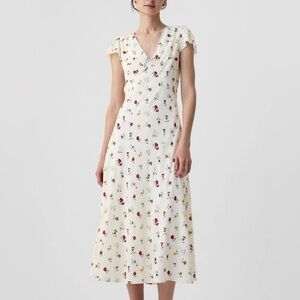 Dôen Gap Floral V-Neck Midi Dress